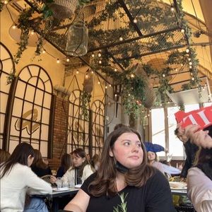 Meet your Posher, Rachel